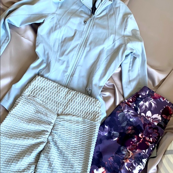 Bundle - Picture 1 of 4